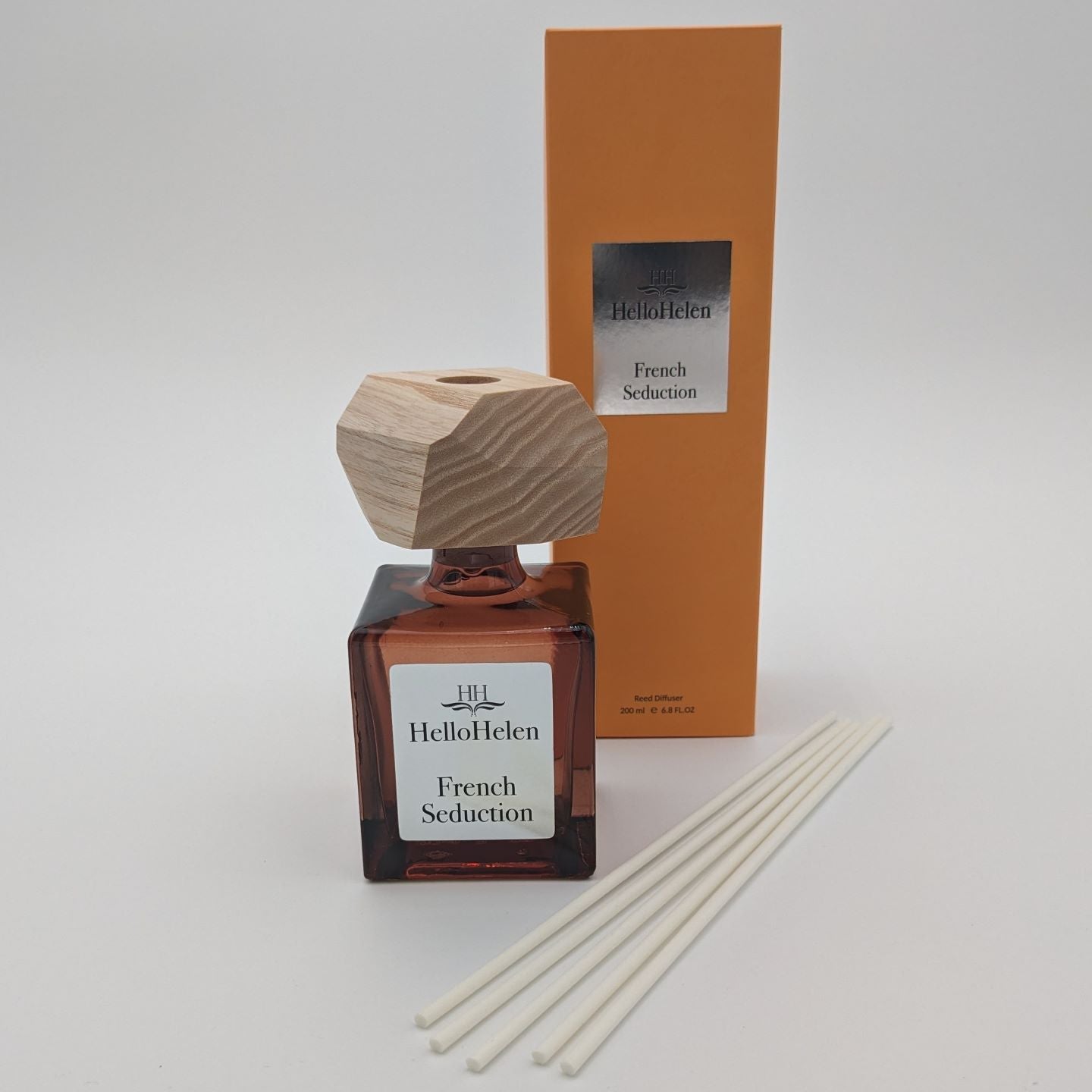 French Seduction - HelloHelen - Diffuseur de parfum 200ml - batons, flacon et boite