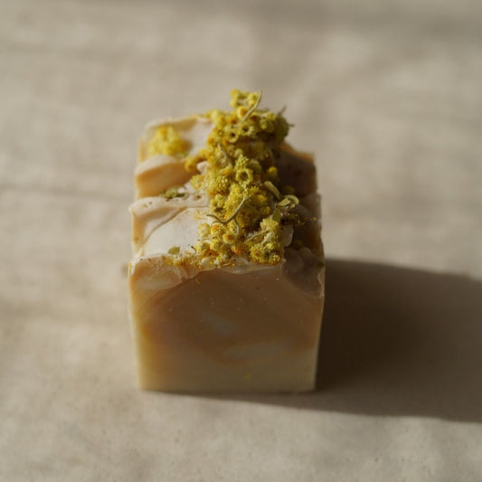 Savon artisanal naturel - Ylang-ylang et bergamote - fait à la main