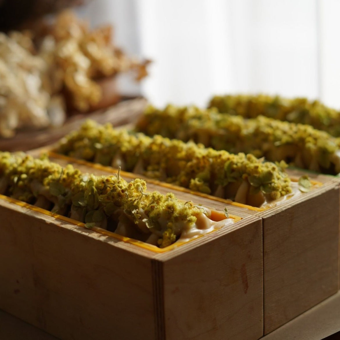 Savon artisanal naturel - Ylang-ylang et bergamote - fait à la main