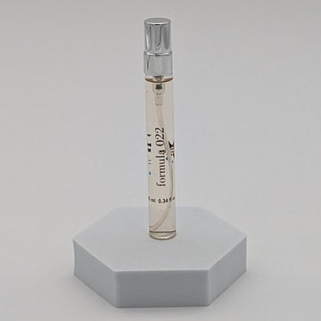 Formule 22 - HelloHelen - Eau de parfum 10ml - flacon